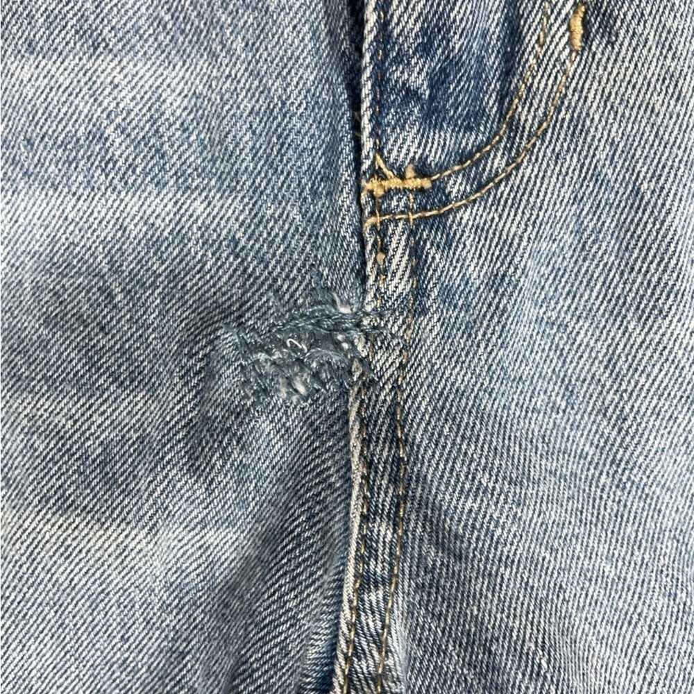 Guess 90s Boyfriend Highrise Wide Leg Lightly Distressed Blue Jeans - Picture 11 of 15